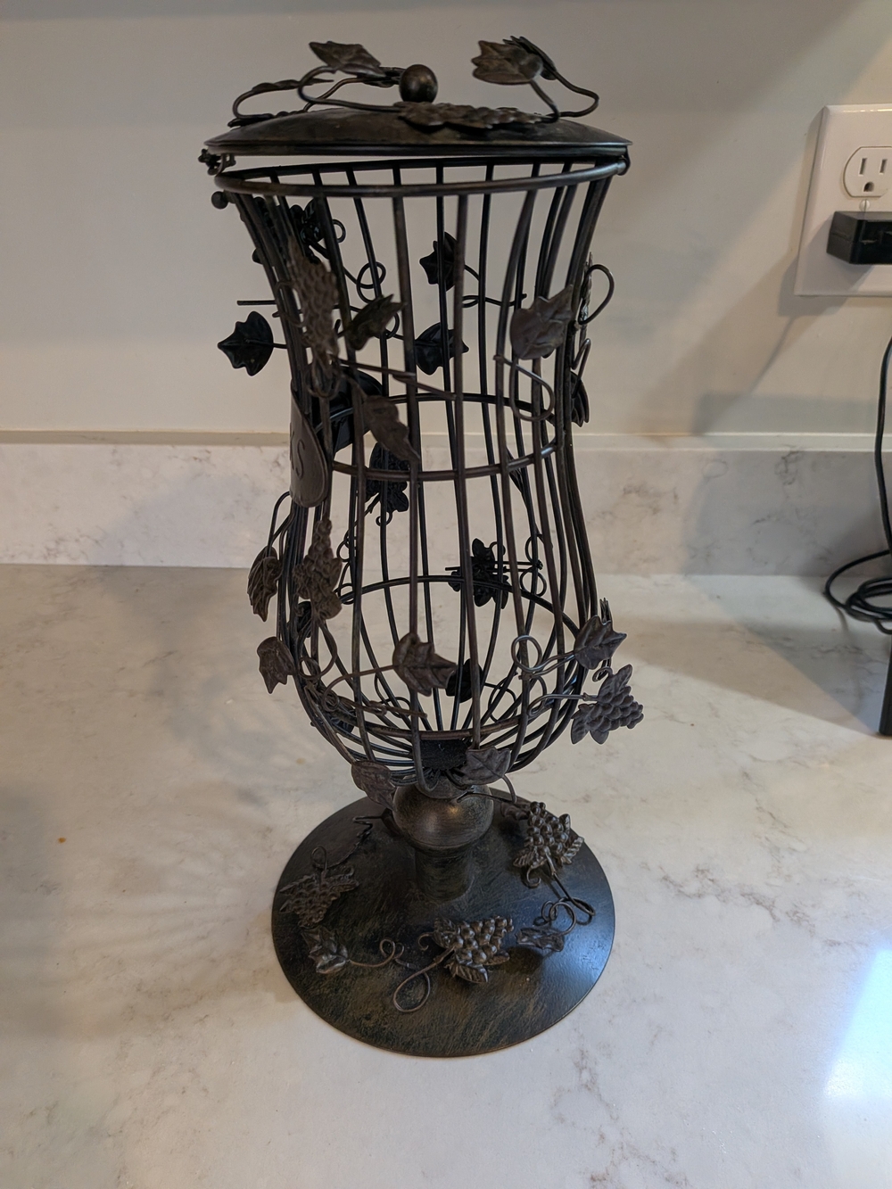 Decorative Metal Wine Bodies Grapes Wine Corks Holder With Lid 12.5". High
